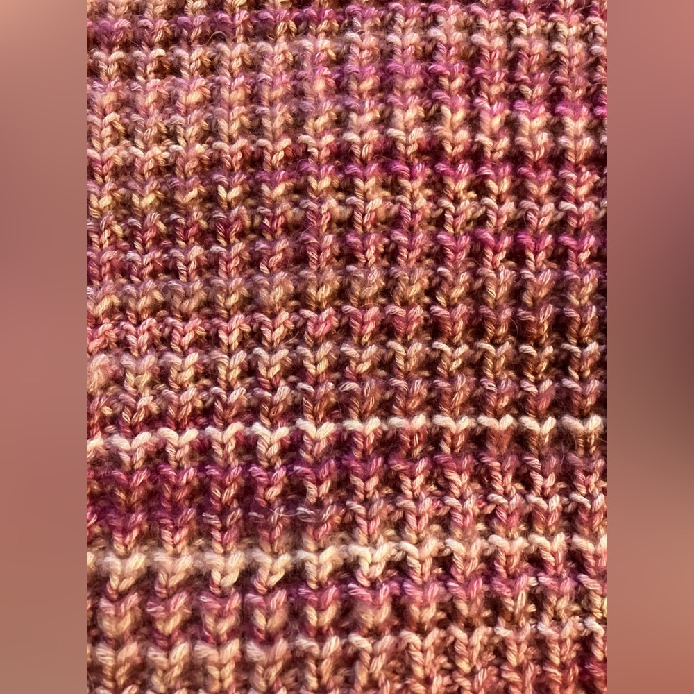 GAP Pink Sweater - Picture 4 of 4